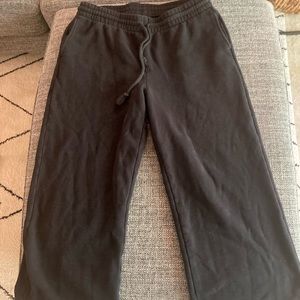 Aritzia Tna Cozy Fleece Boyfriend Sweatpant